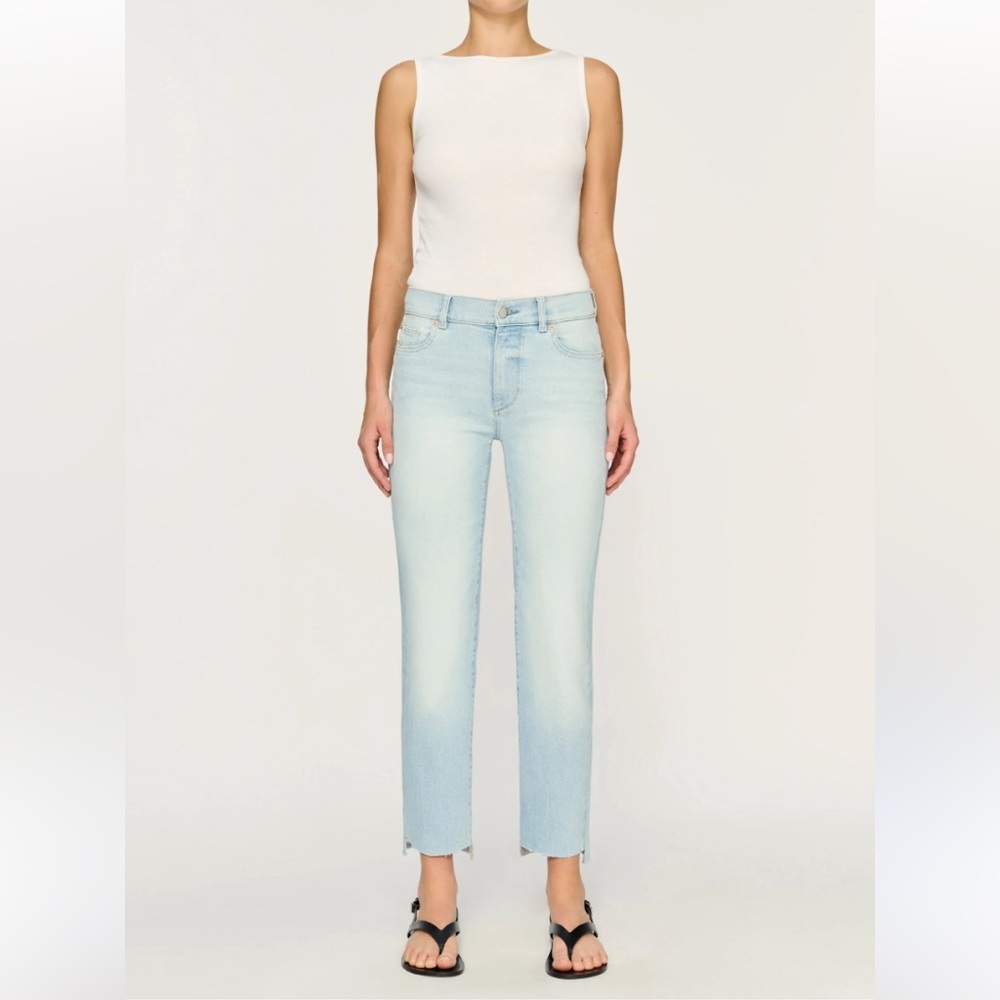 DL1961 || Mara Straight Mid Rise Instasculpt Ankle Jeans Step Hem Light Wash 29